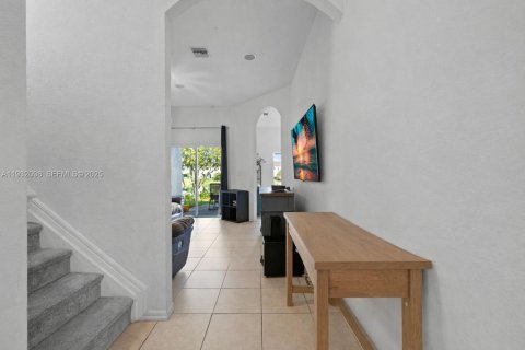 Townhouse in Homestead, Florida 3 bedrooms, 172.24 sq.m. № 1991544 - photo 8