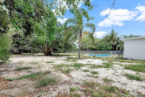 Снять в аренду квартиру в Холливуд, Флорида 1 спальня, 60.39м2, № 2051389 - фото 22