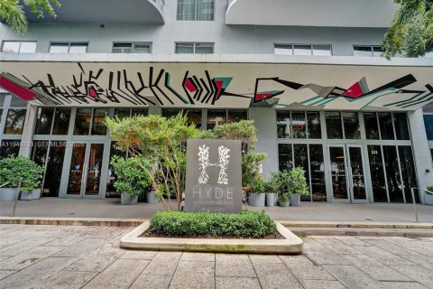 Снять в аренду кондоминиум в Майами, Флорида 1 спальня, 67.35м2, № 2005354 - фото 16