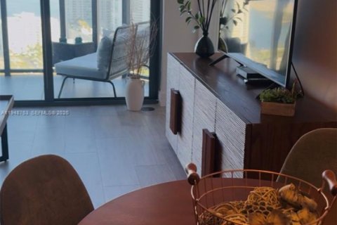 Снять в аренду кондоминиум в Майами, Флорида 1 спальня, 67.35м2, № 2005354 - фото 4