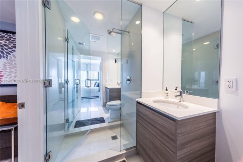 Снять в аренду кондоминиум в Майами, Флорида 1 спальня, 67.35м2, № 2005354 - фото 14