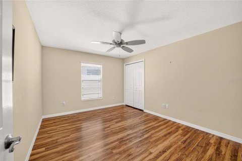 House in The Villages, Florida 3 bedrooms, 166.02 sq.m. № 2297209 - photo 14