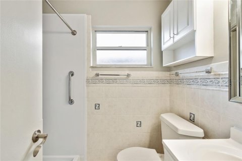 Casa en alquiler en Tampa, Florida, 3 dormitorios, 138.05 m2 № 1915835 - foto 24