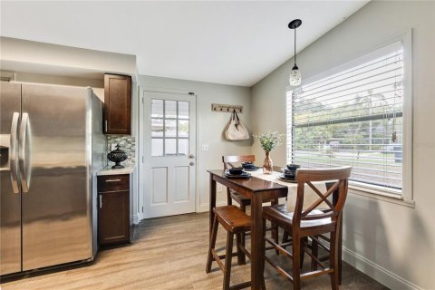 Casa en alquiler en Tampa, Florida, 3 dormitorios, 138.05 m2 № 1915835 - foto 9