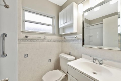 Casa en alquiler en Tampa, Florida, 3 dormitorios, 138.05 m2 № 1915835 - foto 25