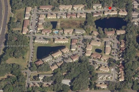 Купить виллу или дом в Ривервью, Флорида 3 спальни, 140м2, № 1818545 - фото 10