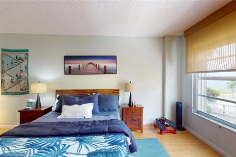 Condominio en venta en Miami, Florida, 1 dormitorio, 85.47 m2 № 1788444 - foto 14