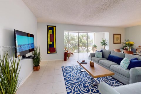 Condominio en venta en Miami, Florida, 1 dormitorio, 85.47 m2 № 1788444 - foto 4