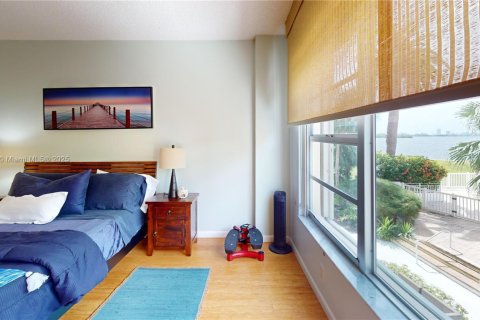 Condominio en venta en Miami, Florida, 1 dormitorio, 85.47 m2 № 1788444 - foto 16