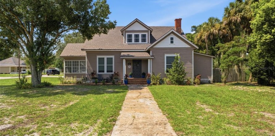 House in Arcadia, Florida 4 bedrooms, 306.95 sq.m. № 2259073