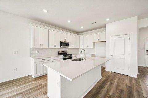 House in Palmetto, Florida 4 bedrooms, 179.58 sq.m. № 2151838 - photo 5