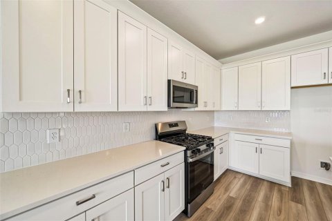 House in Palmetto, Florida 4 bedrooms, 179.58 sq.m. № 2151838 - photo 7