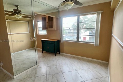 Copropriété à louer à Boca Raton, Floride: 2 chambres, 78.04 m2 № 2002132 - photo 8