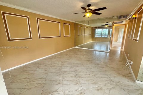Copropriété à louer à Boca Raton, Floride: 2 chambres, 78.04 m2 № 2002132 - photo 5