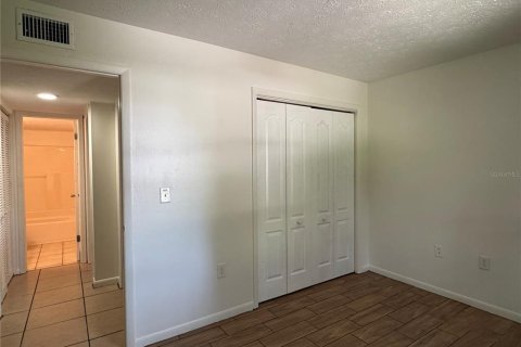 Apartamento en alquiler en Tampa, Florida, 2 dormitorios, 65.22 m2 № 1810110 - foto 8