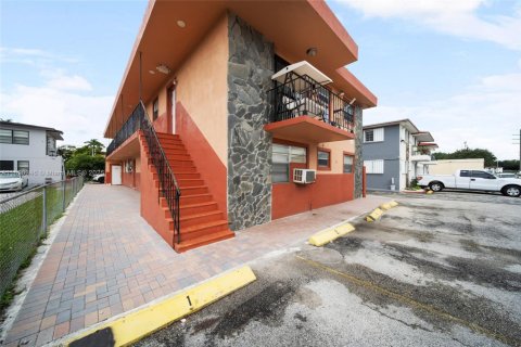 Appartement à louer à Hialeah, Floride: 2 chambres, 83.61 m2 № 1946887 - photo 11
