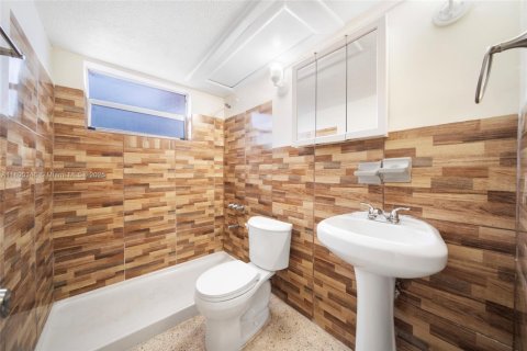 Appartement à louer à Hialeah, Floride: 2 chambres, 83.61 m2 № 1946887 - photo 24