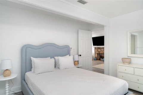 Casa en venta en Anna Maria, Florida, 2 dormitorios, 86.96 m2 № 1822602 - foto 13