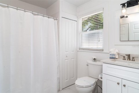 Casa en venta en Anna Maria, Florida, 2 dormitorios, 86.96 m2 № 1822602 - foto 14