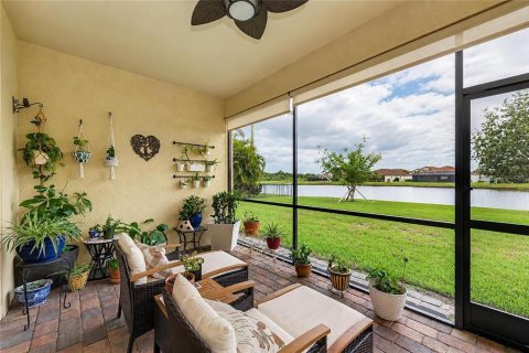 Casa en venta en Lakewood Ranch, Florida, 4 dormitorios, 207.26 m2 № 2209422 - foto 30