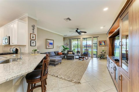 Casa en venta en Lakewood Ranch, Florida, 4 dormitorios, 207.26 m2 № 2209422 - foto 17