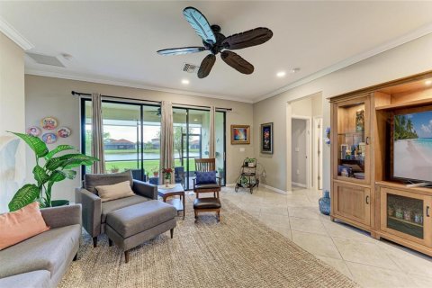 Casa en venta en Lakewood Ranch, Florida, 4 dormitorios, 207.26 m2 № 2209422 - foto 18