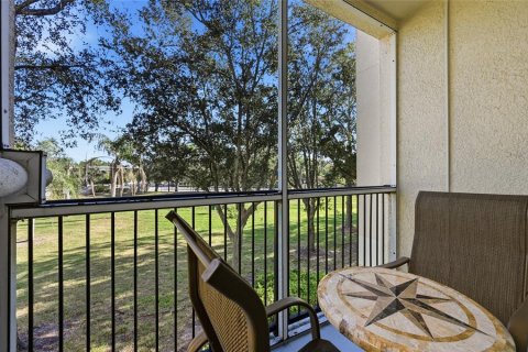 Condo in Sarasota, Florida, 2 bedrooms № 2093115 - photo 24