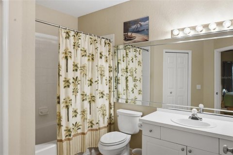 Condo in Sarasota, Florida, 2 bedrooms № 2093115 - photo 17