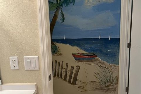 Condo in Sarasota, Florida, 2 bedrooms № 2093115 - photo 22