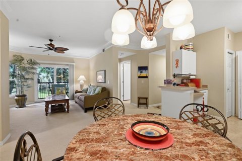 Condo in Sarasota, Florida, 2 bedrooms № 2093115 - photo 12