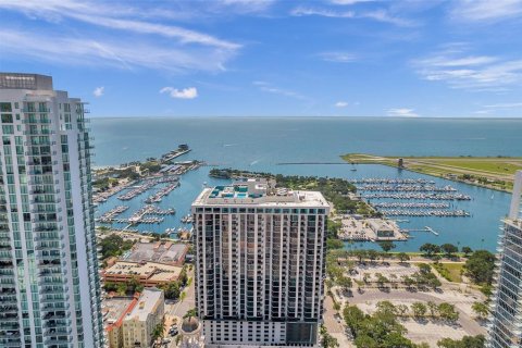 Condominio en alquiler en Saint Petersburg, Florida, 1 dormitorio, 122.63 m2 № 1887114 - foto 1