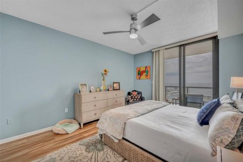 Condominio en alquiler en Saint Petersburg, Florida, 1 dormitorio, 122.63 m2 № 1887114 - foto 16