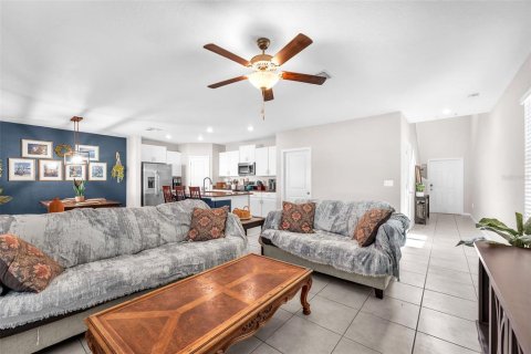 House in Wimauma, Florida 4 bedrooms, 177.81 sq.m. № 1876140 - photo 4