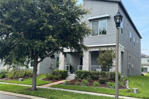 House in Winter Garden, Florida 3 bedrooms, 193.42 sq.m. № 2258280