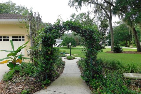 Casa en venta en Ocala, Florida, 3 dormitorios, 197.97 m2 № 1915516 - foto 13