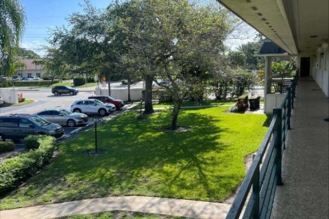 Apartment in Stuart, Florida 2 bedrooms, 95.88 sq.m. № 2399952 - photo 11