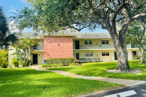 Apartment in Stuart, Florida 2 bedrooms, 95.88 sq.m. № 2399952