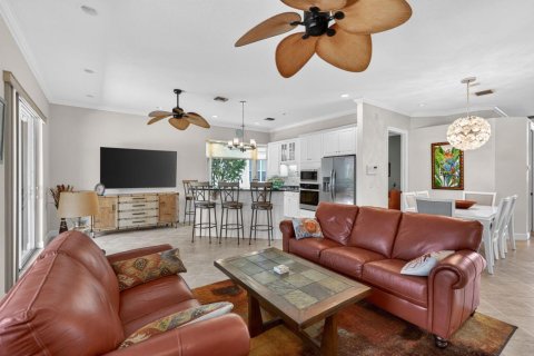 Villa ou maison à vendre à Hobe Sound, Floride: 4 chambres, 193.7 m2 № 2087466 - photo 8