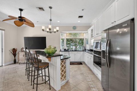 Villa ou maison à vendre à Hobe Sound, Floride: 4 chambres, 193.7 m2 № 2087466 - photo 11