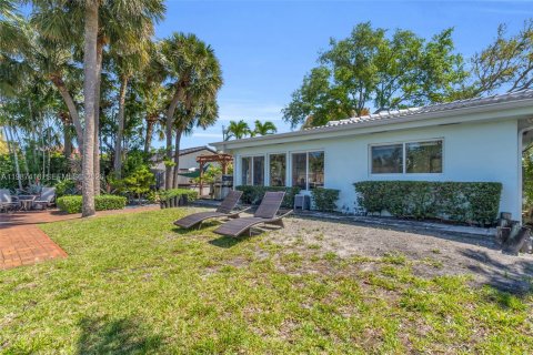 Villa ou maison à vendre à North Miami, Floride: 3 chambres, 173.82 m2 № 2047789 - photo 26