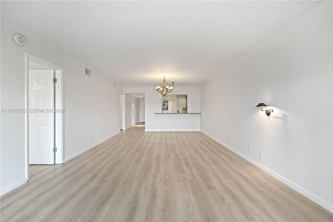 Condominio en venta en North Palm Beach, Florida, 2 dormitorios, 127.18 m2 № 2042599 - foto 9