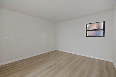 Condominio en venta en North Palm Beach, Florida, 2 dormitorios, 127.18 m2 № 2042599 - foto 27