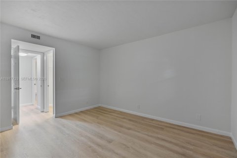 Condominio en venta en North Palm Beach, Florida, 2 dormitorios, 127.18 m2 № 2042599 - foto 28