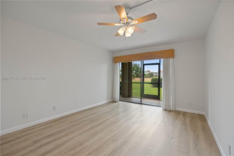 Condominio en venta en North Palm Beach, Florida, 2 dormitorios, 127.18 m2 № 2042599 - foto 19