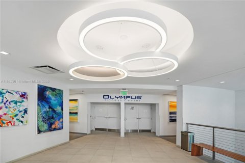 Condominio en venta en Hallandale Beach, Florida, 1 dormitorio, 88.26 m2 № 1891745 - foto 26