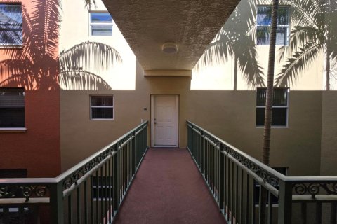 Condominio en venta en West Palm Beach, Florida, 2 dormitorios, 132.29 m2 № 2192902 - foto 6
