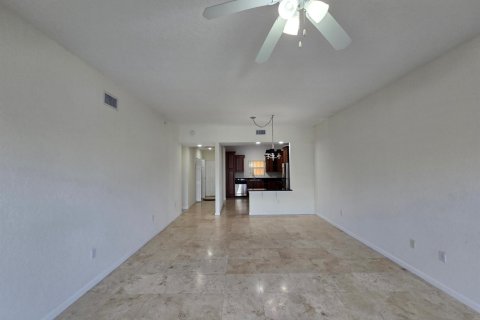 Condominio en venta en West Palm Beach, Florida, 2 dormitorios, 132.29 m2 № 2192902 - foto 12