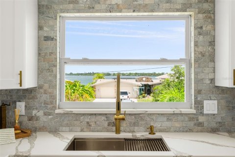 Villa ou maison à vendre à Palmetto, Floride: 3 chambres, 206.24 m2 № 2199398 - photo 12