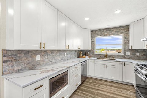 Villa ou maison à vendre à Palmetto, Floride: 3 chambres, 206.24 m2 № 2199398 - photo 10