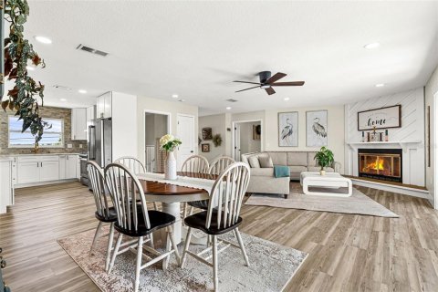 Villa ou maison à vendre à Palmetto, Floride: 3 chambres, 206.24 m2 № 2199398 - photo 6